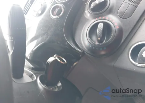 2012 Fiat 500 Pop z USA, uszkodzony, nr VIN 3C3CFFDR1CT380064